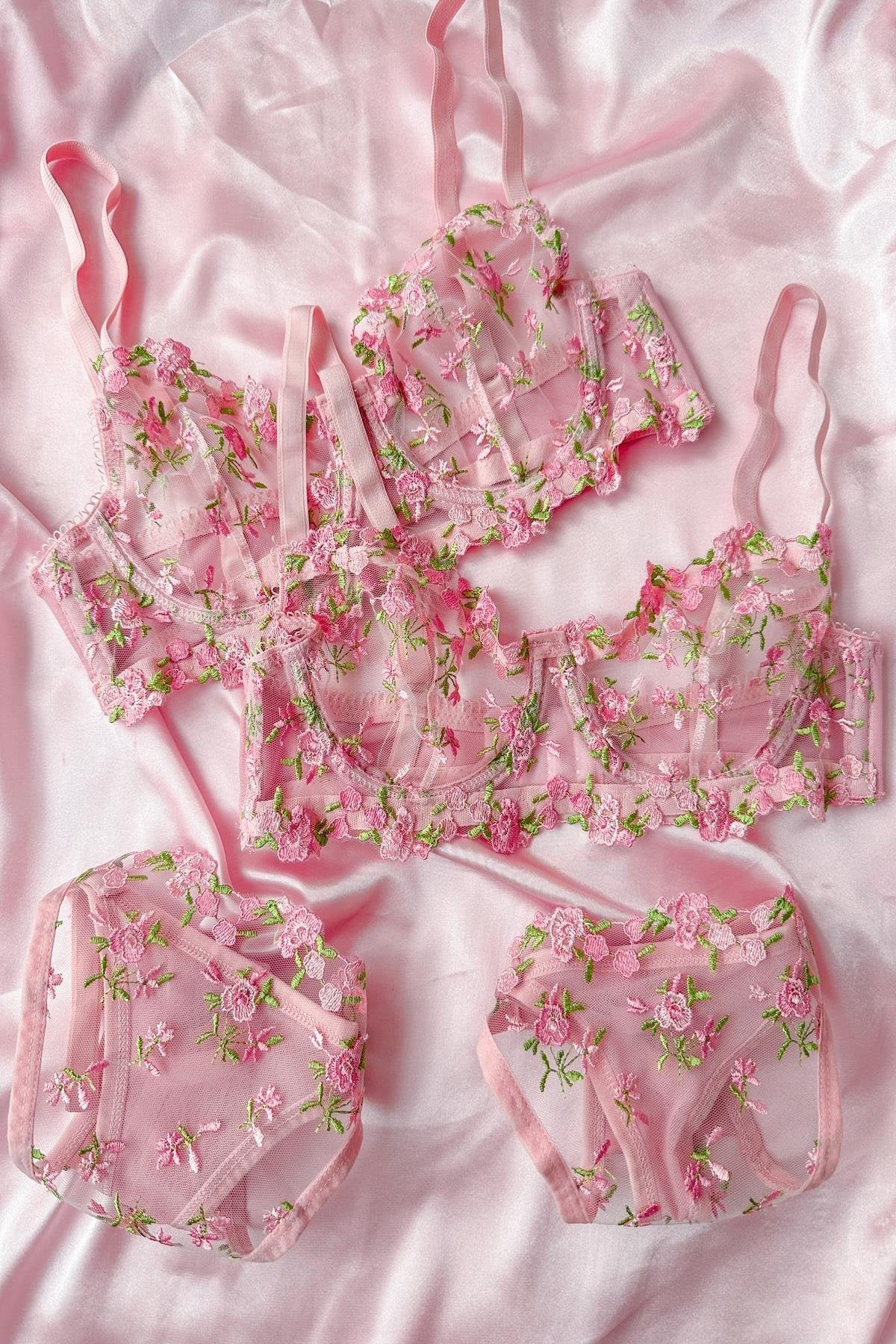 Barbie Floral Pink Underwire Bra Set