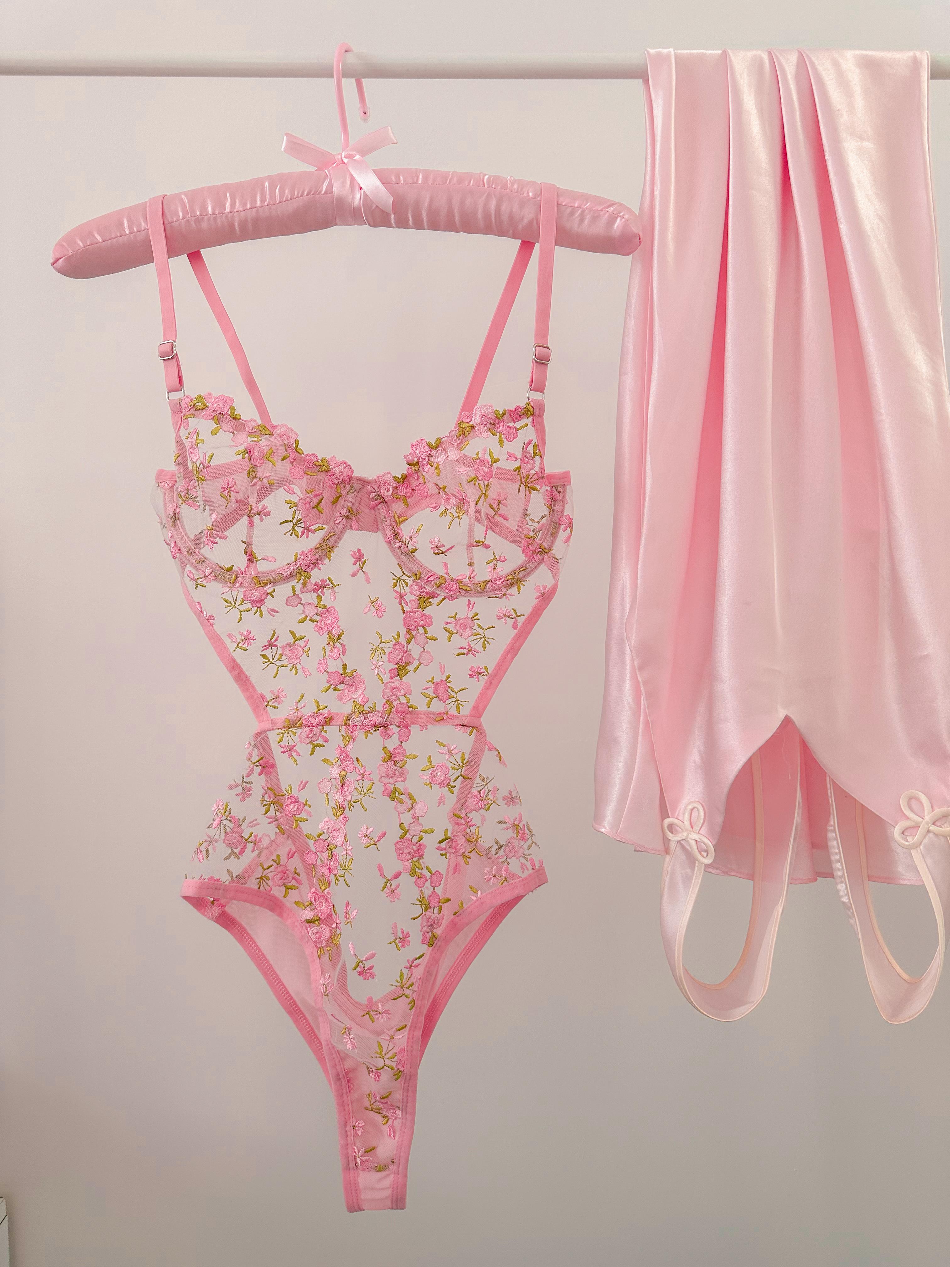 Barbie Pink ブラジリアン ビキニ Mサイズ Women's Barbie Pink Swimsuit XL | eBay